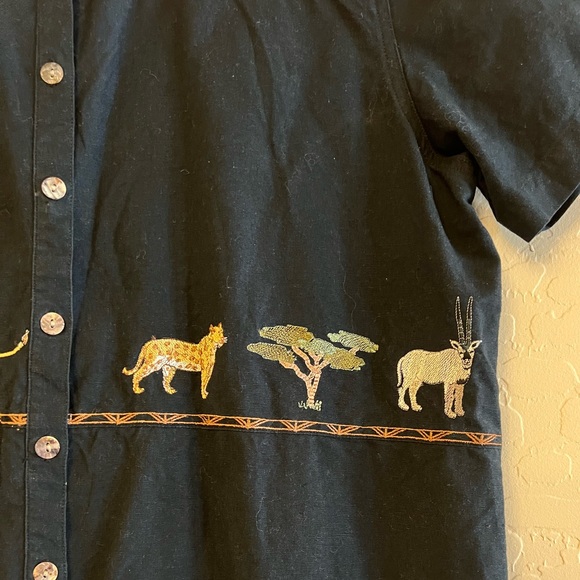 Lemon Grass Vintage Black Shirt w/Safari Animal Embroidery - Picture 5 of 12